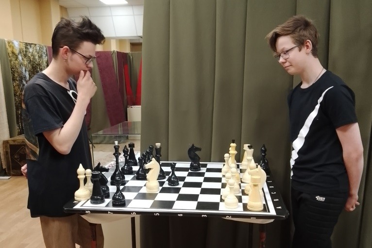 Шахматный турнир «Горький» против «Гайдара»